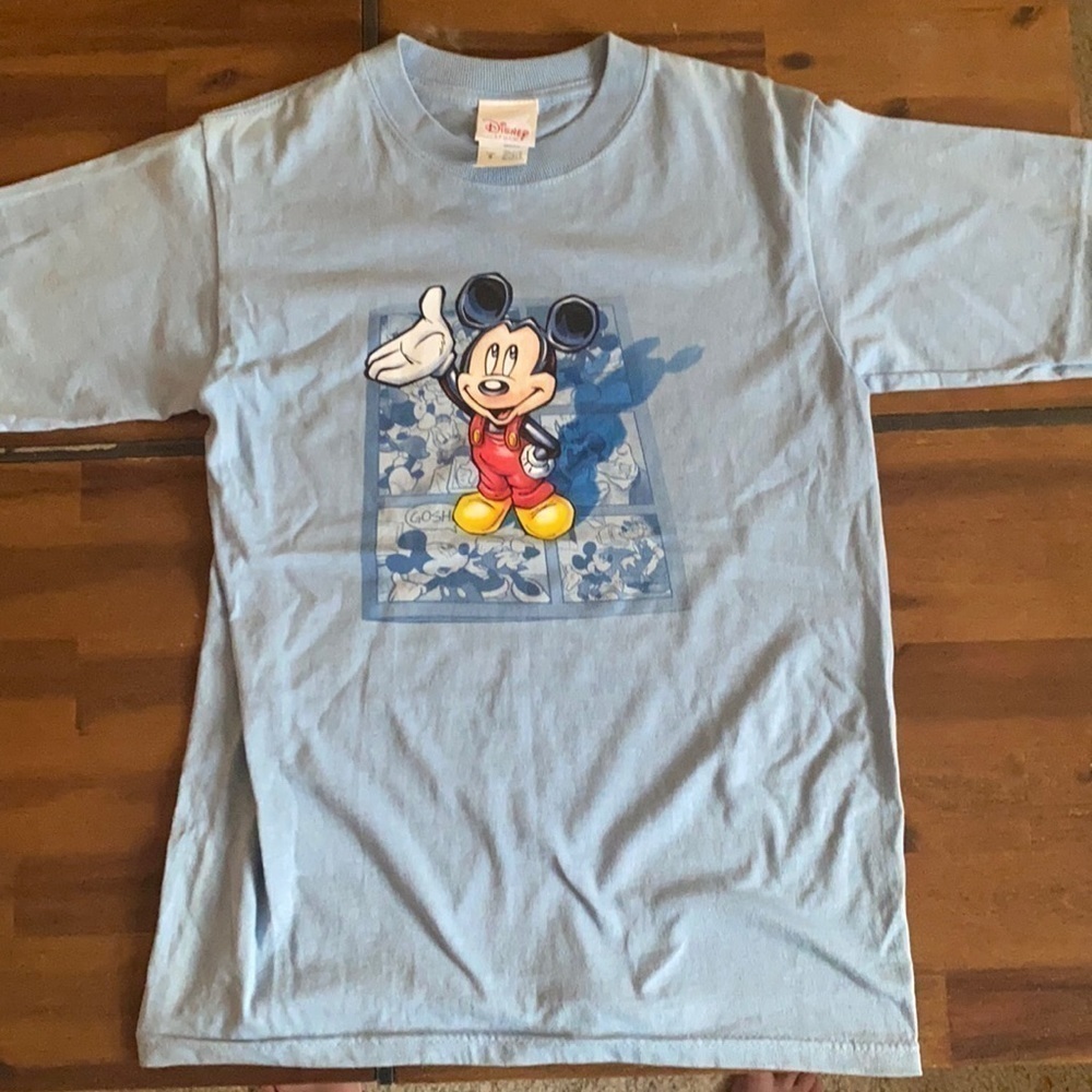Disney Store Blue T-Shirt Mickey Size Medium Short sleeves